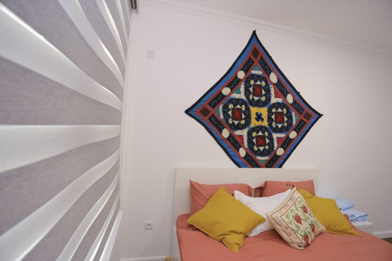 Luxury 2 Bedrooms Apartment Walking Distance From Gur-Emir Semerkant Dış mekan fotoğraf