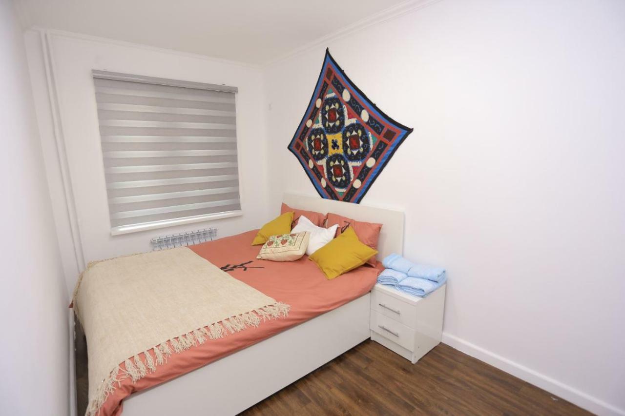 Luxury 2 Bedrooms Apartment Walking Distance From Gur-Emir Semerkant Dış mekan fotoğraf