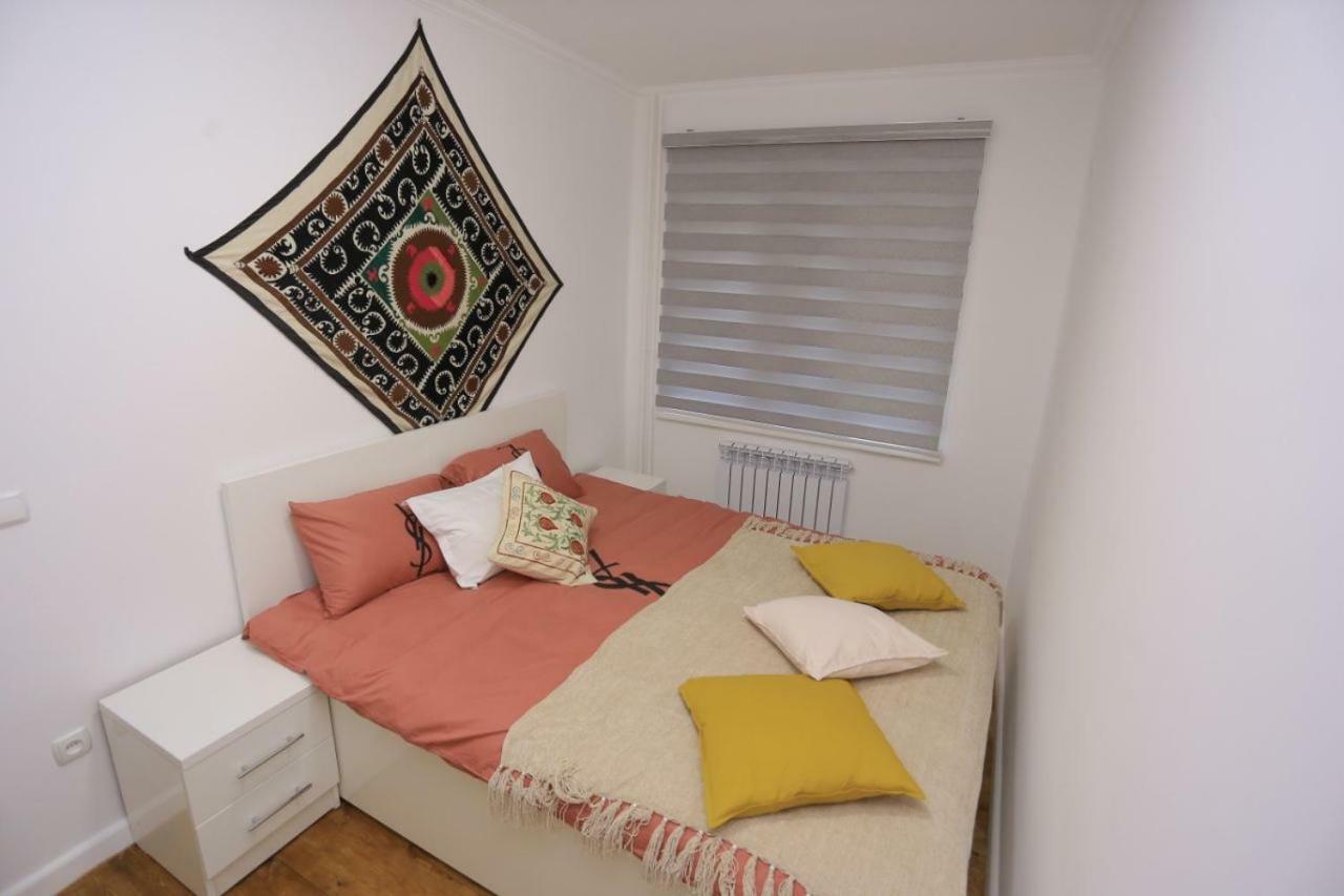 Luxury 2 Bedrooms Apartment Walking Distance From Gur-Emir Semerkant Dış mekan fotoğraf