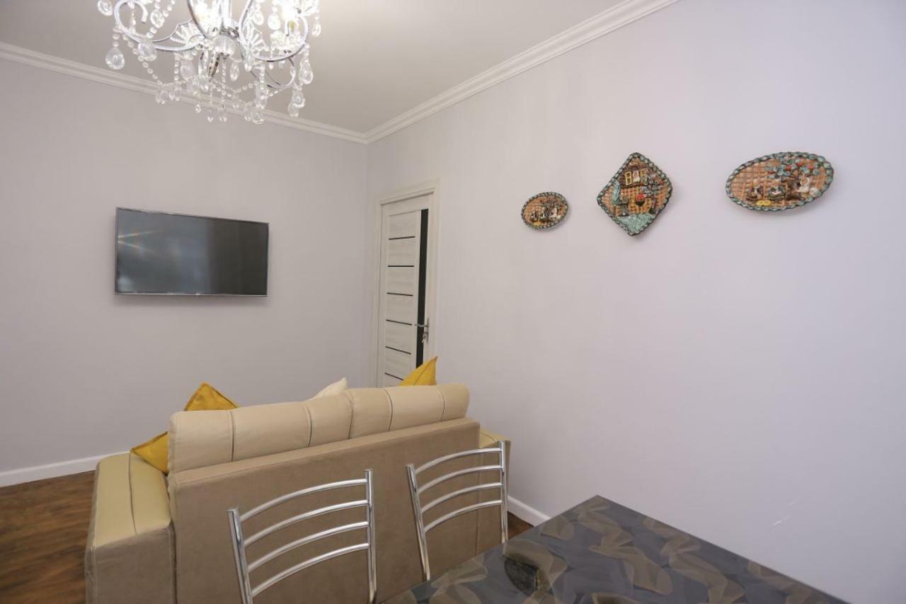 Luxury 2 Bedrooms Apartment Walking Distance From Gur-Emir Semerkant Dış mekan fotoğraf