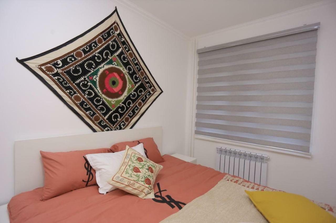 Luxury 2 Bedrooms Apartment Walking Distance From Gur-Emir Semerkant Dış mekan fotoğraf